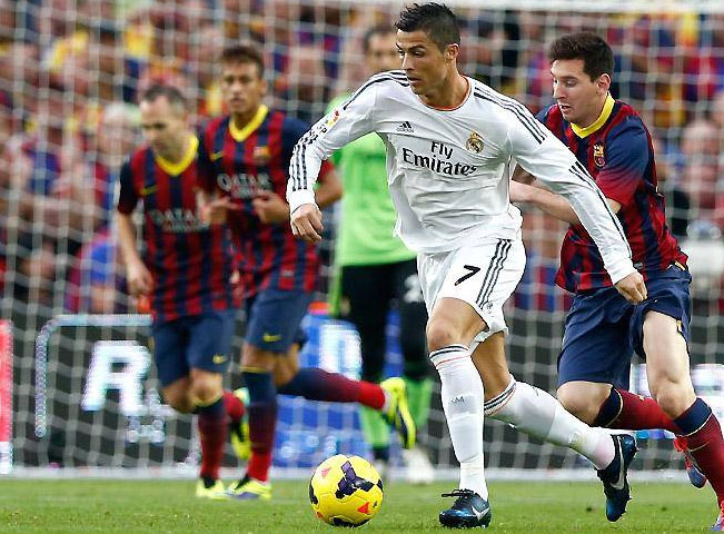 Atraktivitu španělské ligy výrazně zvyšuje souboj El Clasico mezi FC Barcelona a Real Madrid