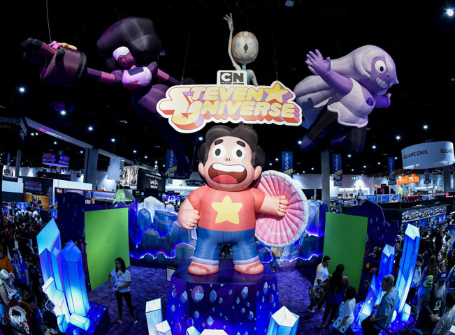 Postavička Steven Universe dominovala v rámci expozice Cartoon Network na letošním veletrhu Comic Con v San Diego. Foto: Cartoon Network