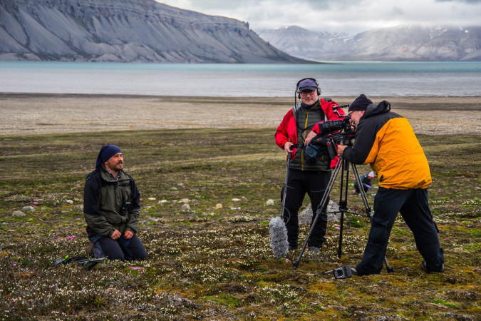 Cesti vedci v tajici Arktide