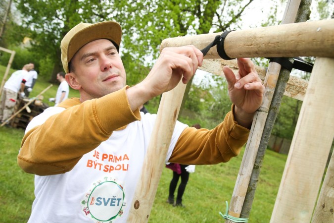 Vysadba aleje v Obristvi_4