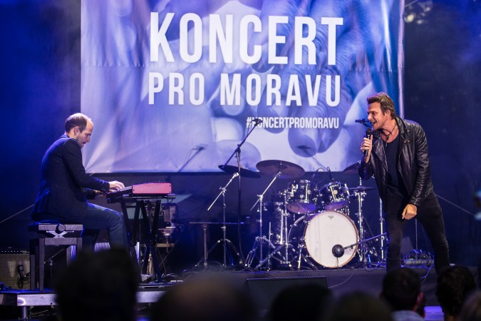 Koncert pro Moravu_Vojta Dyk a Jan Maxián